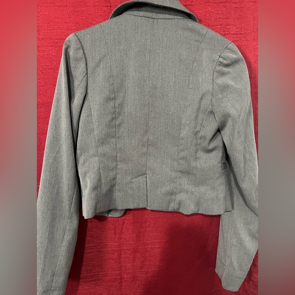 One button gray blazer - Picture 2 of 2